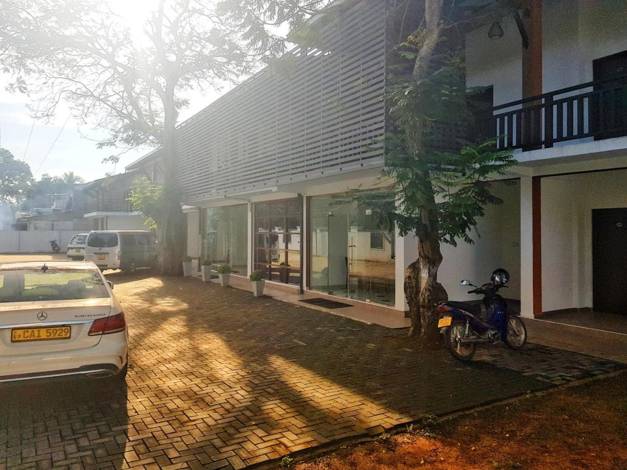 Livinya Holiday Resort Kataragama Luaran gambar