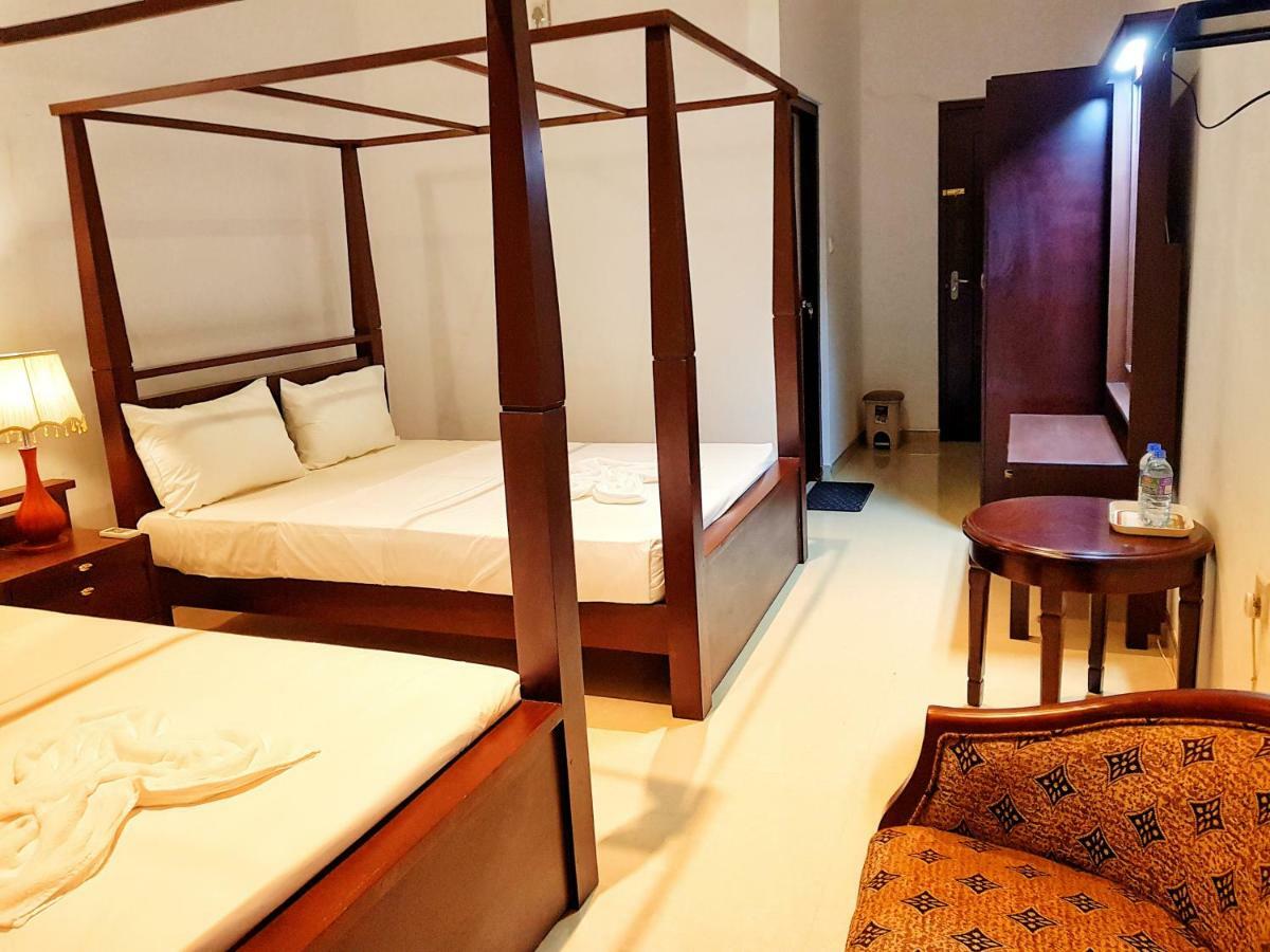 Livinya Holiday Resort Kataragama Luaran gambar